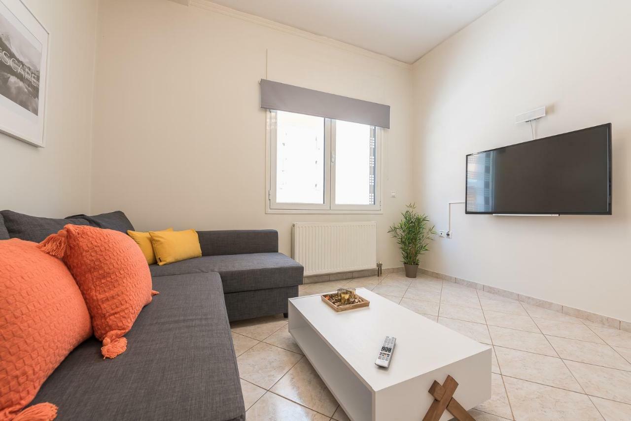 Apartment Just Under Acropolis Athens