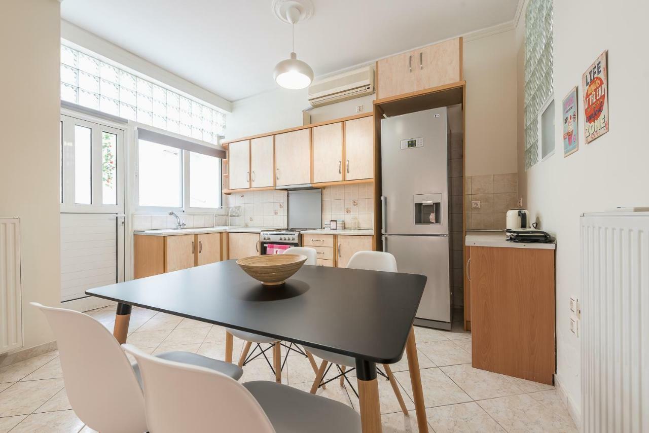 Apartment Just Under Acropolis Athens