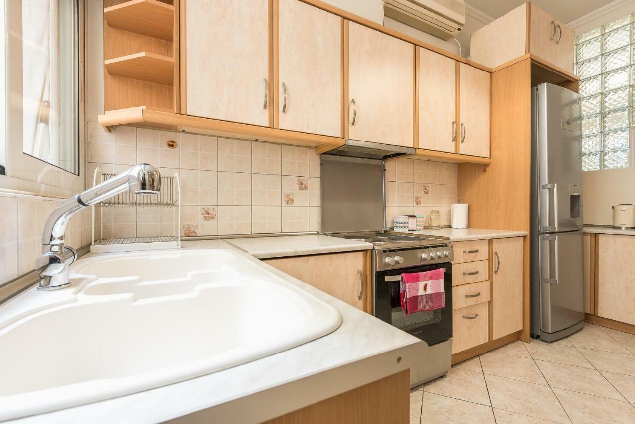 Just Under Acropolis Apartment *