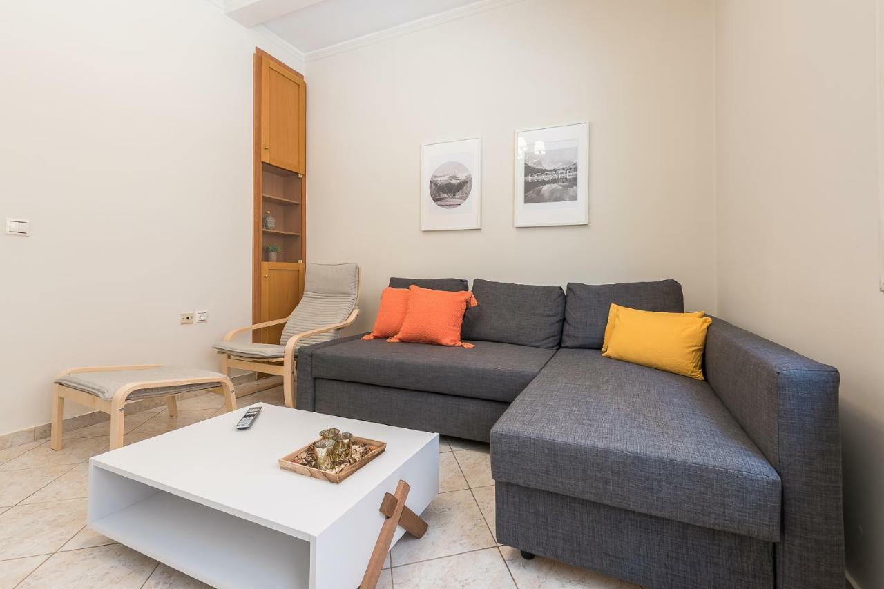 Apartment Just Under Acropolis Athens