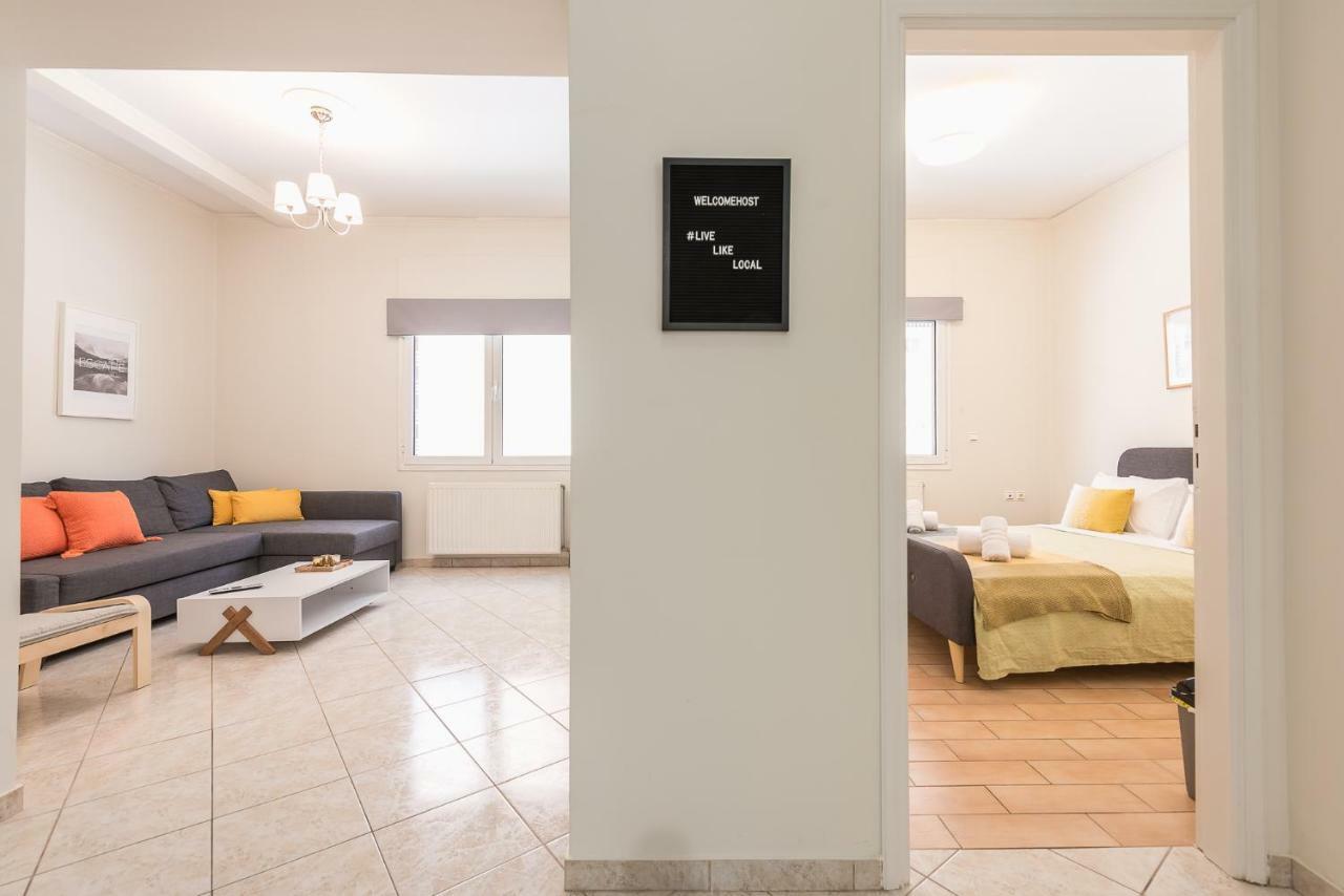 Just Under Acropolis Apartment